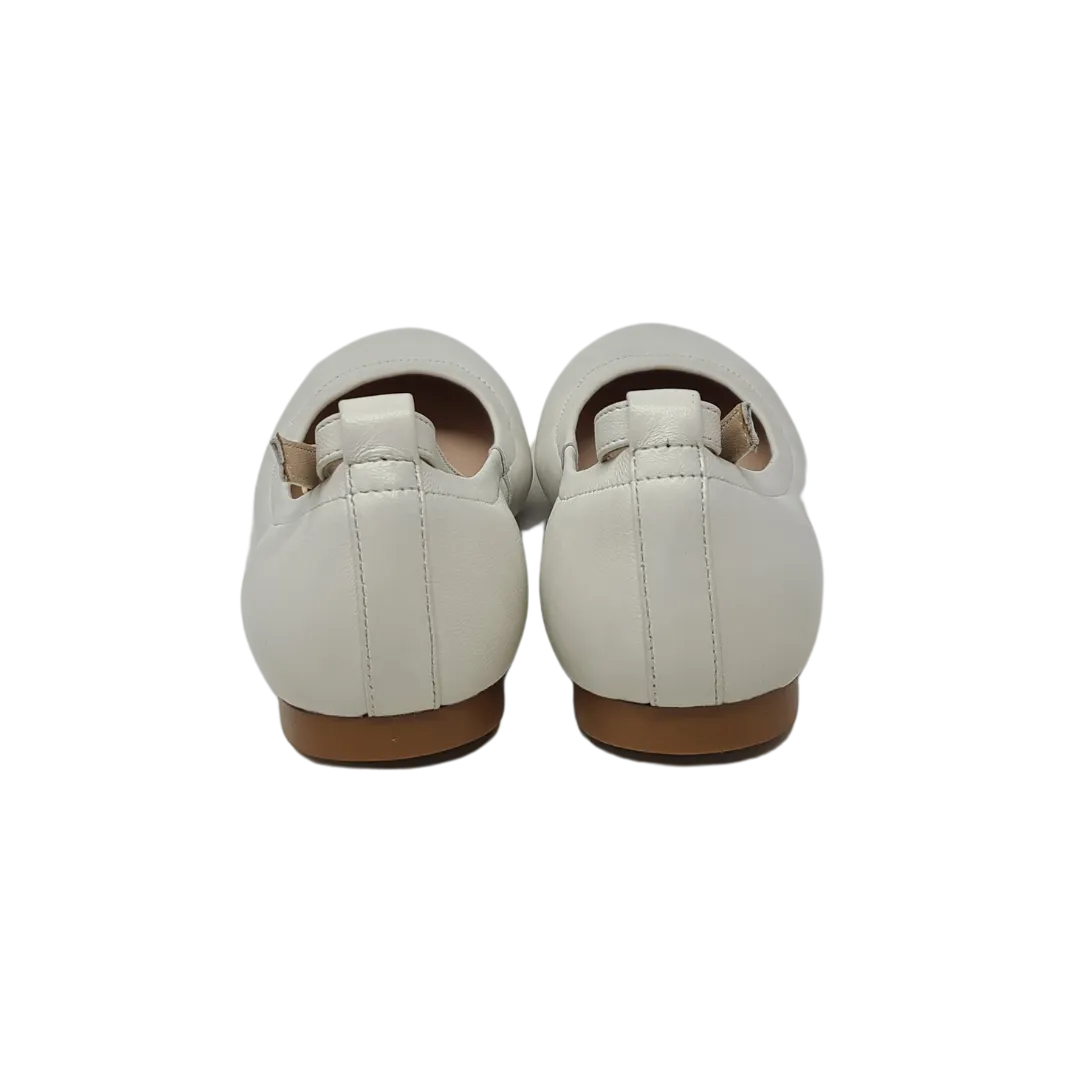 AiciBerllucci Bry off white leather shoes with ankle strap
