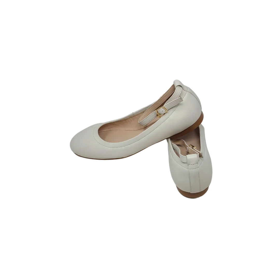 AiciBerllucci Bry off white leather shoes with ankle strap