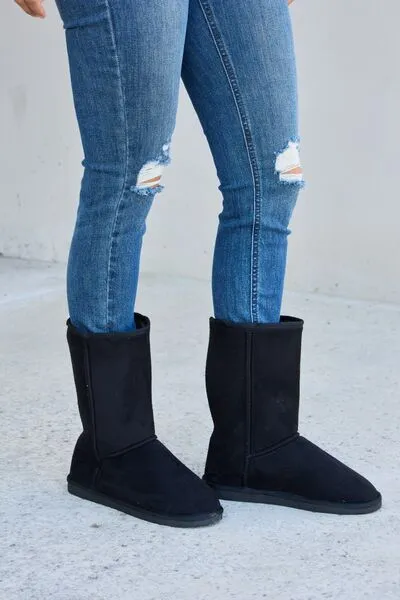 Black Thermal Lined Flat Boots