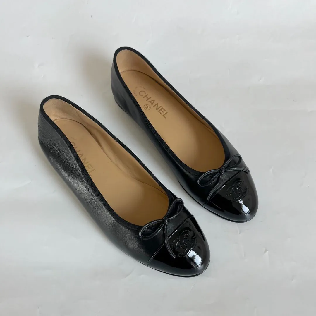Chanel Black Ballerina Classic Flats, 40.5