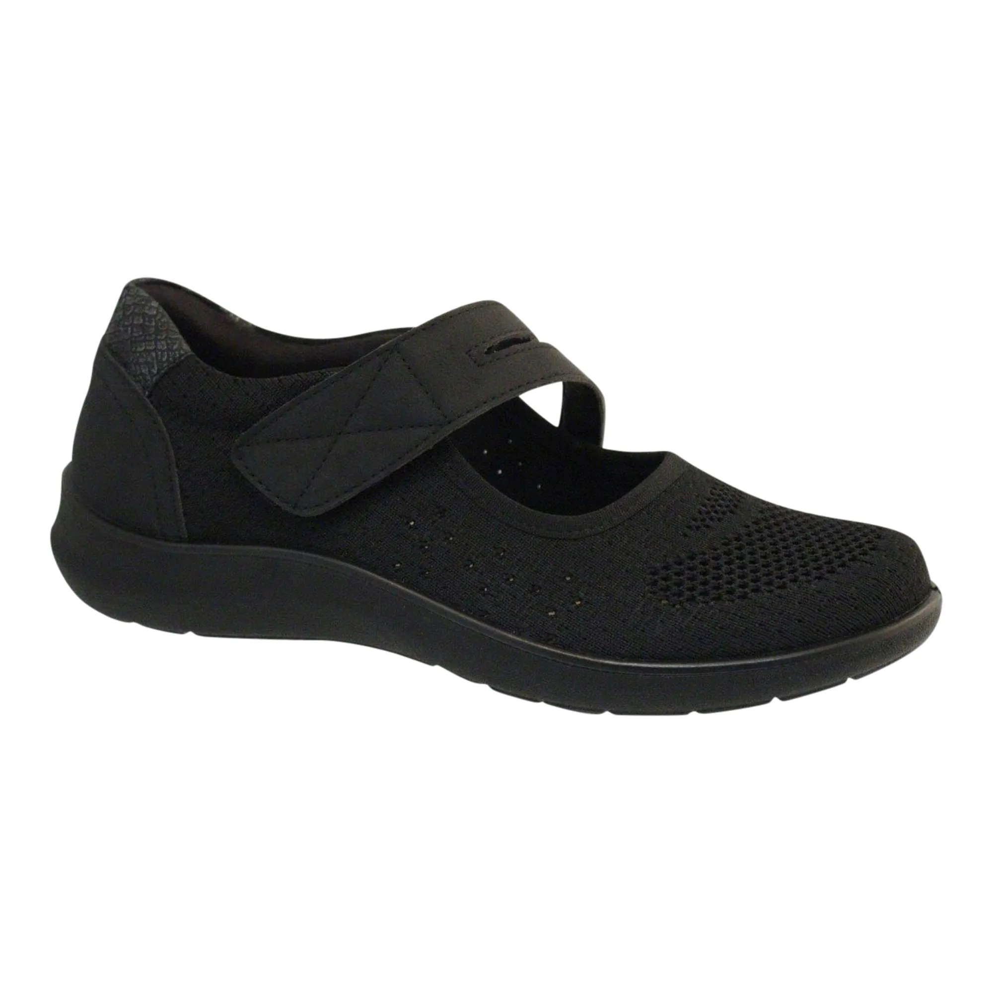 Classic Editions Women's Comfort Knit Slip-On's