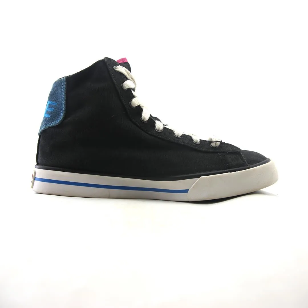 NIKE SWEET CLASSIC