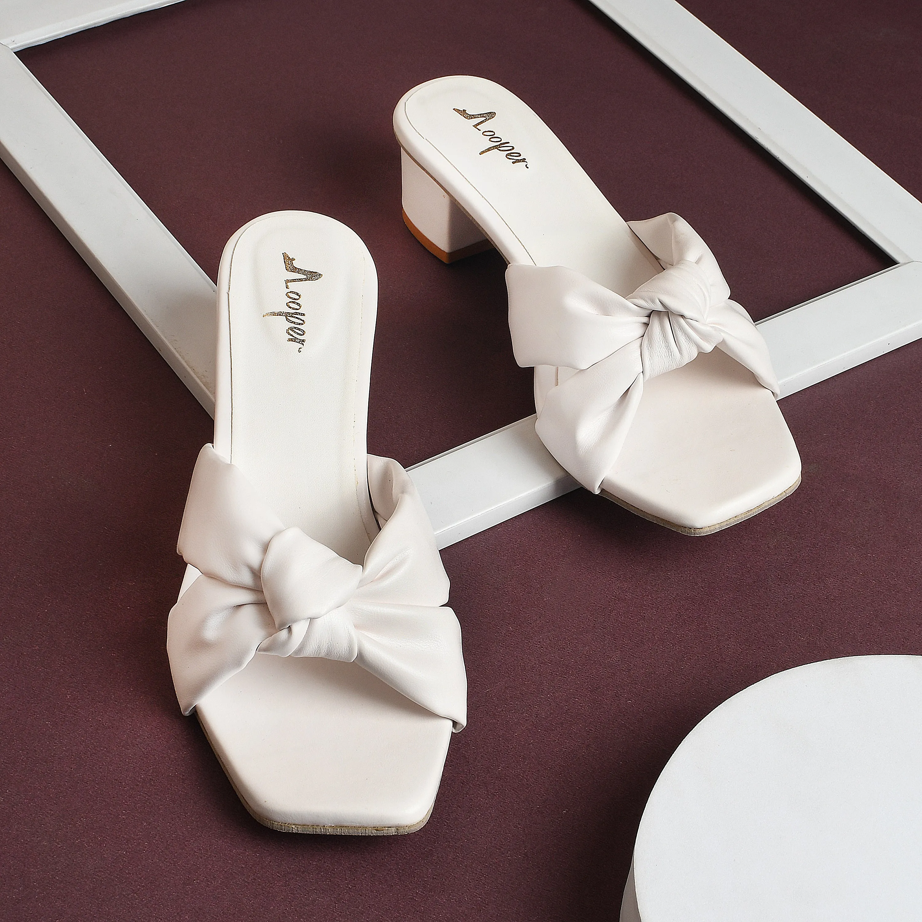 Stylish Knot Strap Block Heel