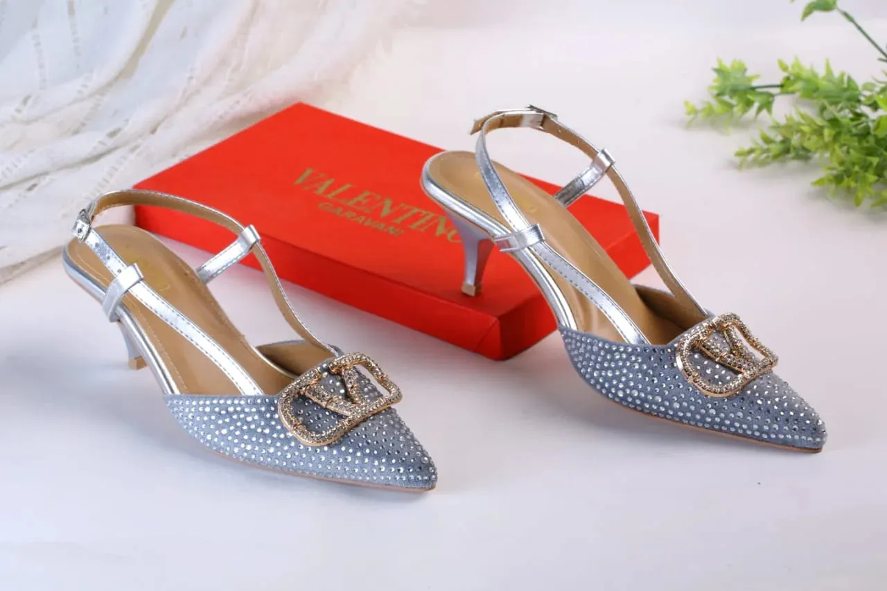 VLOGO SIGNATURE PUMPS - SILVER