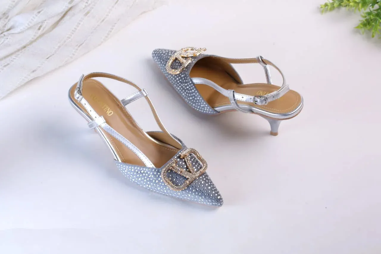 VLOGO SIGNATURE PUMPS - SILVER