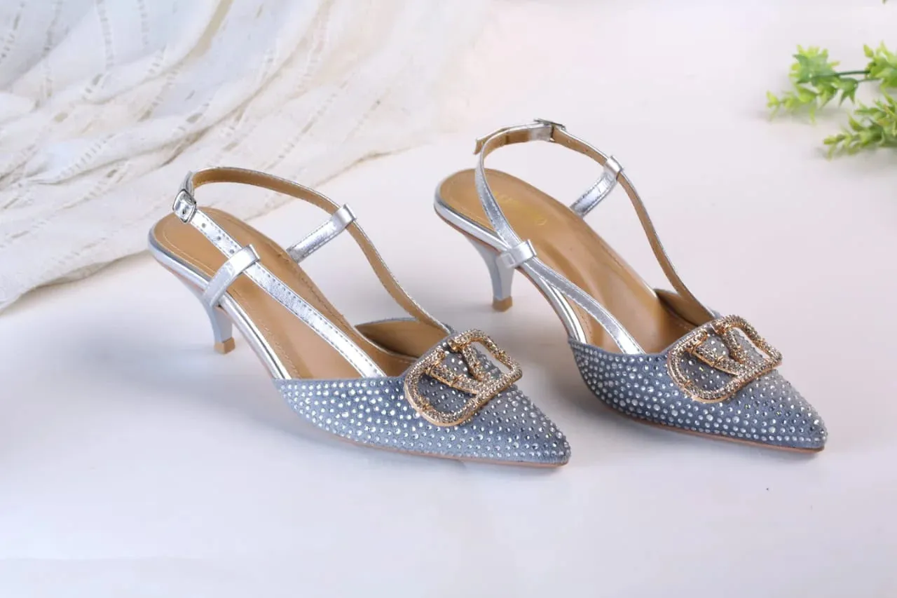 VLOGO SIGNATURE PUMPS - SILVER